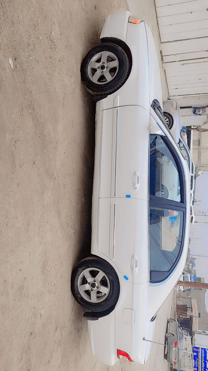 من رخصة الأدمن كيا اوبتيما موديل ٢٠٠٦بنزين أصلي اربعه سلندر وارد امريكي حادث جاملغ امامي مصبوغه حزام جماليه باسمنى مكينه كير حاويه حداديه جديده سياره جديده مبيها اي نقص السعر المطلوب ٦٤ التواصل على الرقم ***********
