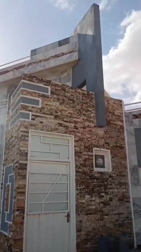 السلام عليكم
دار للبيع مجمع السلام السكني مرحله رابعه جاهز للسكن حاليا سعر ١٦٣ مليون مطلوب للشركة ٤٢ مليون تقريبا تستقطع من ١٦٣

للاستفسار الاتصال على الرقم ***********
