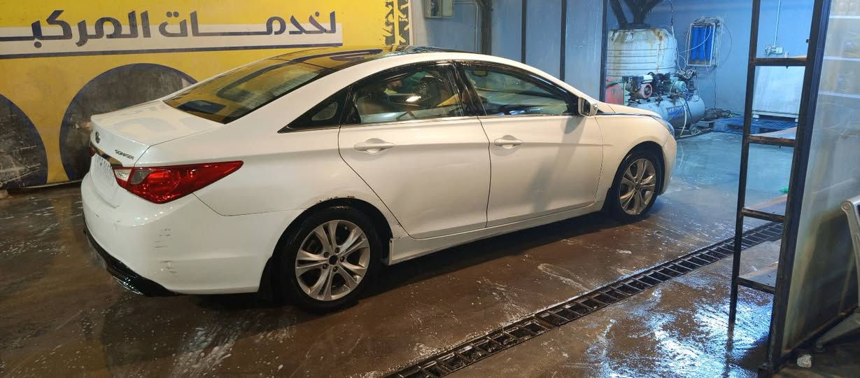 سوناتا مضلع خليجي 2011 مكينه 2400دوش بيه ثلاث قطع صبغ بدون  تبديل العنوان بغداد حي الجهاد  موبايل ***********السعر 110 بيها مجال
