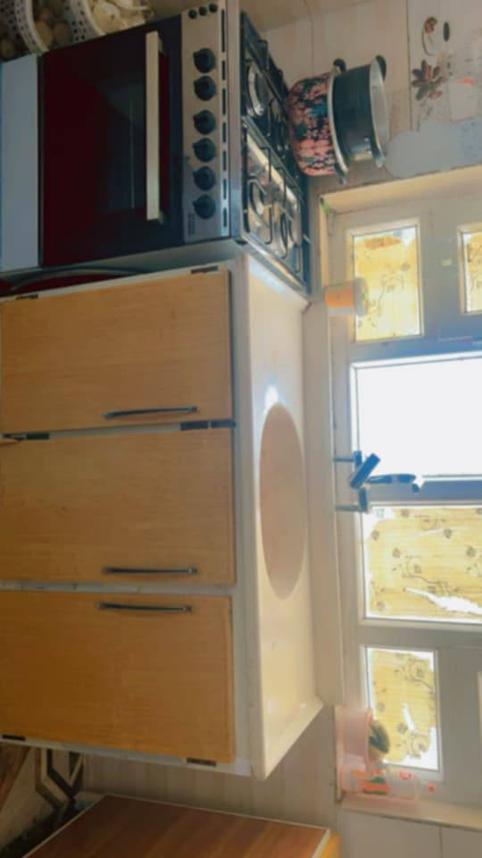 كاونتر 175 قفل غرفة 350 
ثلاجة 175 قفل شرط نظيف طباخ 150 قفل كلهم استعمال شهر يوجد توصيل داخل كركوك والأطراف وتدللون علينة


**إذا كنت صاحب هذا الإعلان وتريد حذفه لأي سبب، رجاءا أرسل رسالة إلى الدعم الفني**