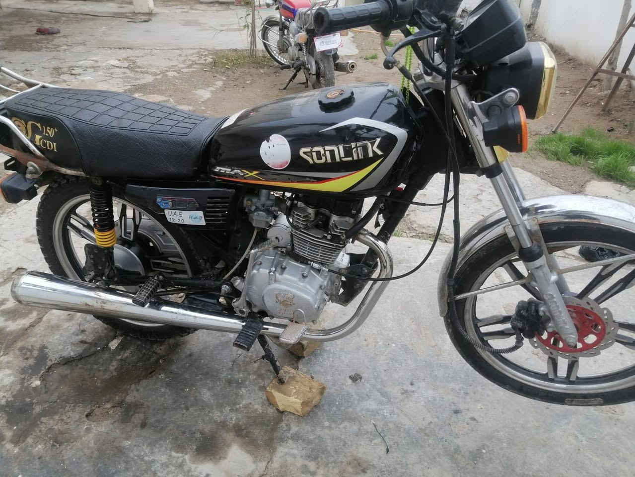 سلام عليكم  سيفان موديل23 ما بي اي نقص للبيع او مراوس بتايكر شعندك دز واتخلك السعر خاص المكان بعقوبه ناحيت العباره رقم ***********اتصل بيك خير ودلل
