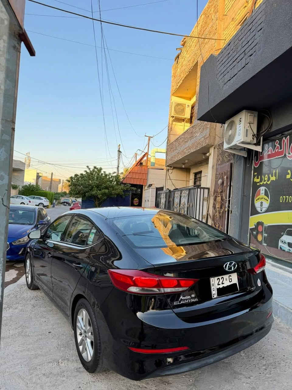 النترا 2017 امريكي
حادث فقط بنيد بدون اي دواخل لغد شاصي راديترات كفاله كله بلاد حته لبراكيت بلادي ولبنيد نفسه ممبدل ليبل واحد سياره مابيه اي تبديل 
محرك 2000 دوش 
موصفات عاديه سياره 
ماشيه 93 كيلو متر
رقم اربيل شرط التحويل سنويه 29 
سعر 50 وبيها مجال 
الاتصال على الرقم *********** او واتساب
