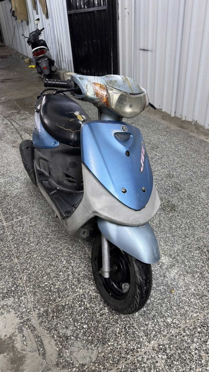 السلام عليكم للبيع مستعجل
ماكس قجمه 120 
دراجه مجفته كلجات نضيفه 
دراجه مال بيت بس للصمون 
السعر  350 وبيها مجال 
العنوان بغداد البلديات 
رقم الهاتف ***********
رجائاً المايعجبه لا يعلق ولا يخابر مو شراي لتعبني 😅
