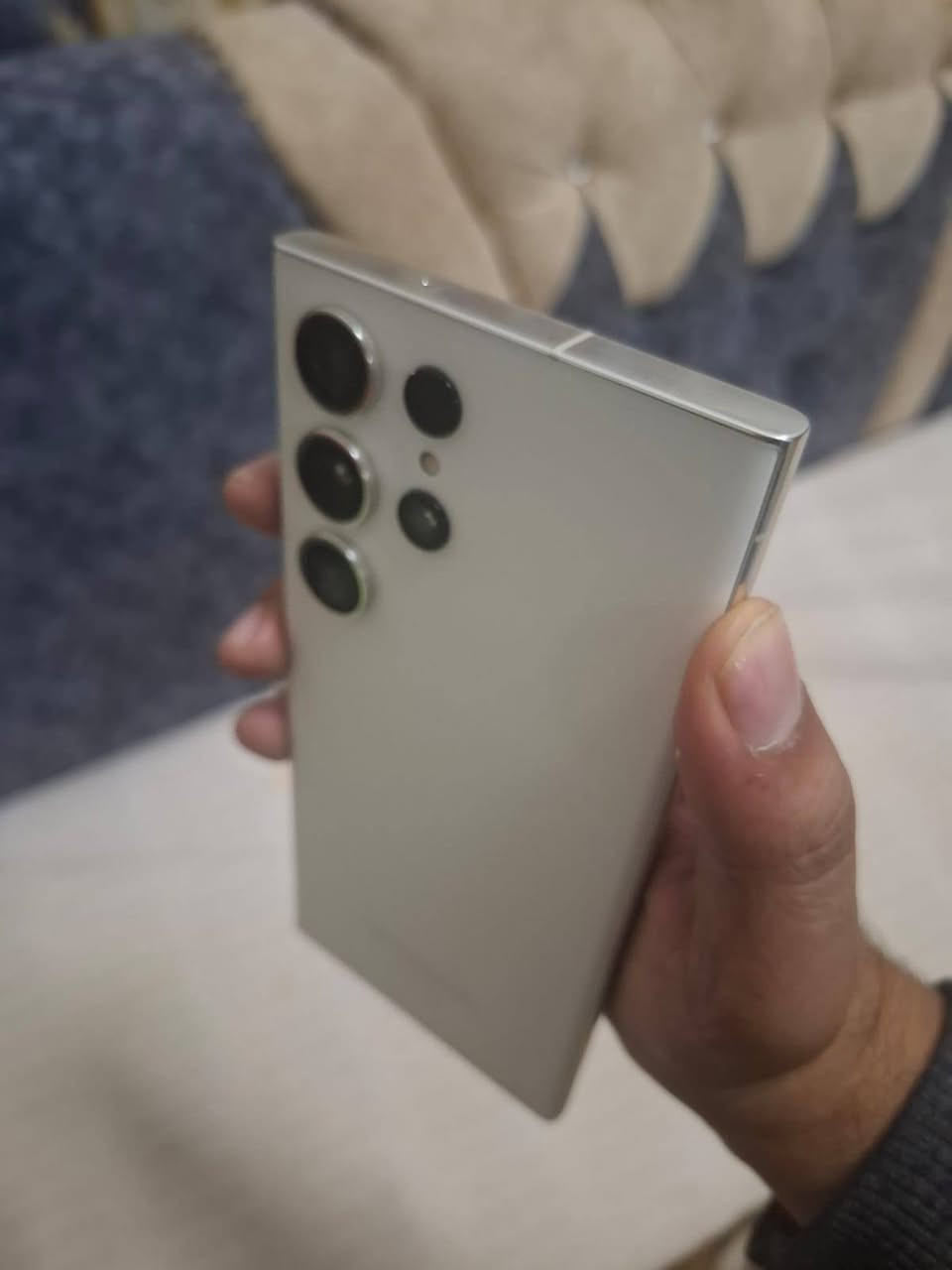 السلام عليكم ورحمة الله وبركاته سامسونگ s23 الترا لون ابيض ذاكره 512 ذاكره 512 الجهاز مجرد مفتوح من الكارتون مخليله لزگه وضامه ما استعملته اكفله من الشخط والزلغ الجهاز اذا طلع بيه شخط وزلغ يرجع كيبل الشحن مالته مامفتوح بعده ضمان شركة الوطني اريده بمليون وميه وخمسين (1،150)  اخوان رجائآ لحد يگلي سعره 700 و 750 ترى كلشي اكو بالسوگ


**إذا كنت صاحب هذا الإعلان وتريد حذفه لأي سبب، رجاءا أرسل رسالة إلى الدعم الفني**