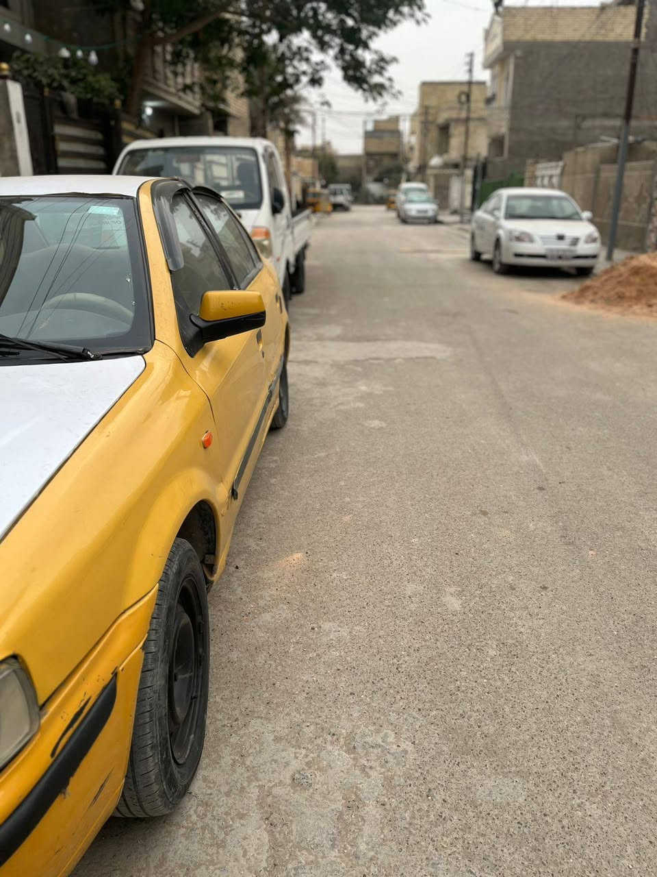 سلام عليكم سياره سمند موديل2011 تكسي السنويه ب اسمي تحويل ثاني يوم
مصفره هيئه غرامات ما عليه بس الشباج مال دعاميه الاماميه مكسور سياره  محوره كير و محرك كورلا بيكاتشو شرط فحص فيتر السعر 34 وبيها مجال شي بسيط مكاني بغداد 
الرقم ***********
