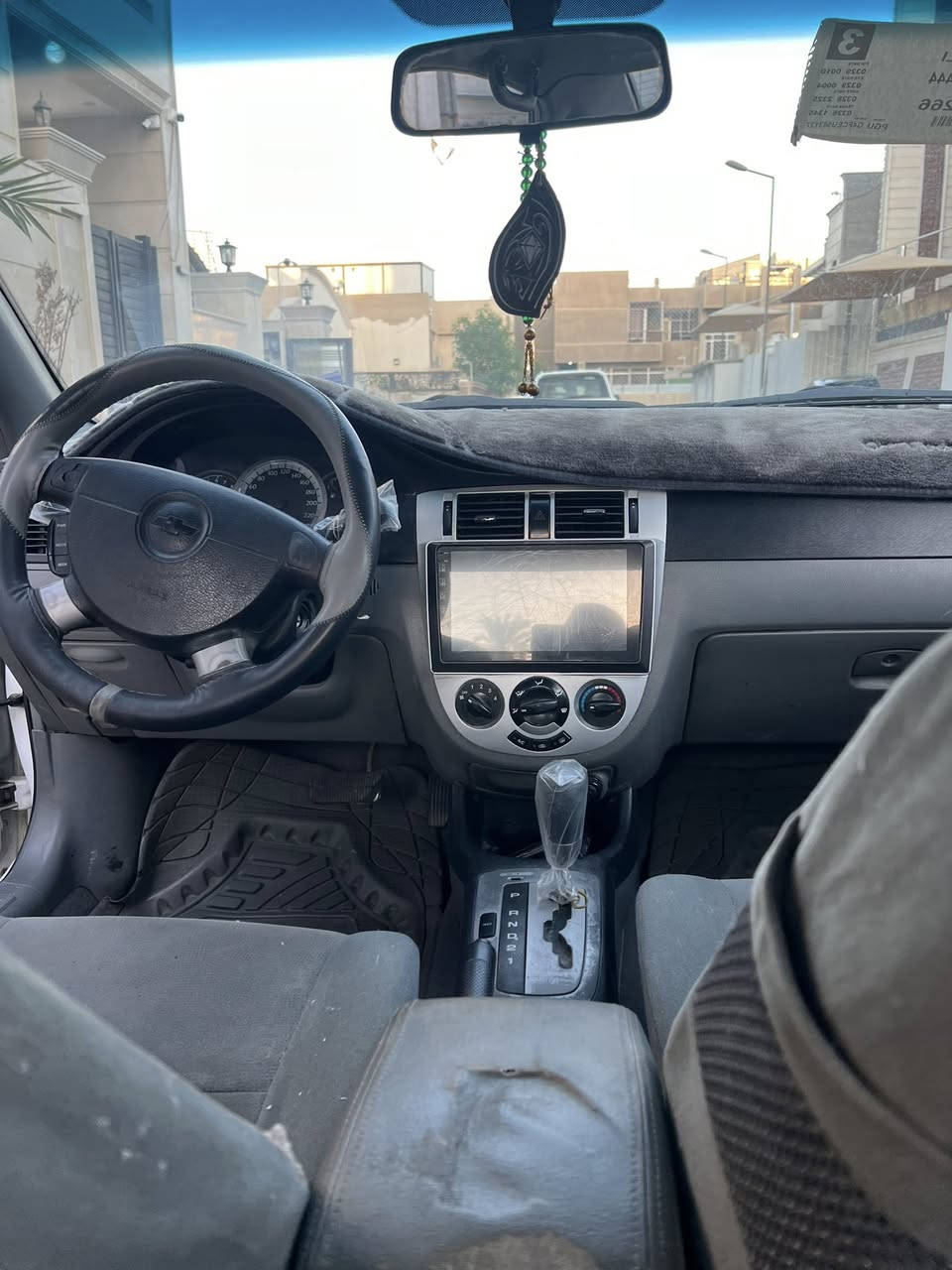 اوبترا ٢٠١٢ سياره جاهزه مر كلشي. محرك شركه لاتنقيص ولا تبخيزر قايش واتر بم جديد اليوم شديته كهربائات كله شغله  تبريد خير من الله  شاشه كامره دواره سياره حيل حلوه بيه صبغ جاملغات اماميه  بدون دواخل. مكان السياره بغداد السعر 83وبيه مجال بسيط وهذه رقمي***********الشراي يتصل ولحد يكسر بحلال غيره زجاء الرزق عله رب العالمين
