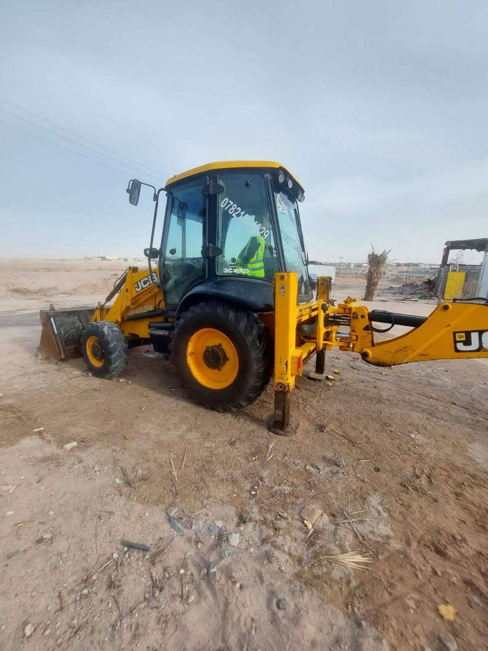 دي سي 2013 للبيع العنوان البصره رقم اربيل/(***********)
