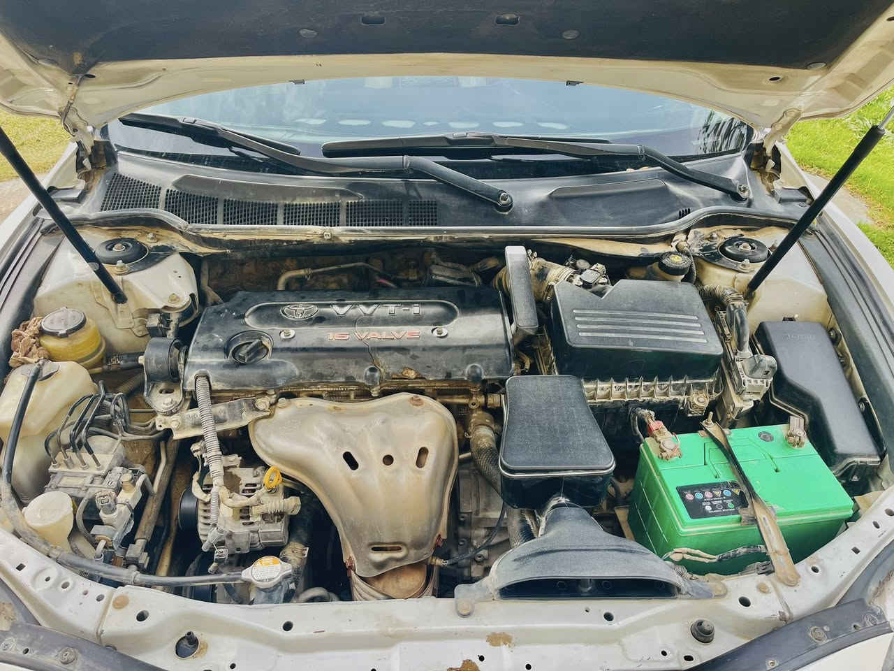 السلام عليكم

#تويوتاTOYOTA_كامري 2009 خليجي 
سنوية مجددة 2030 تحويل مباشر سنوية باسمي
كهربائيات جاهزة 
تبريد تدفئة شغال 
صدر امامي  قبل شهر مبدل كامل
تيارات زوج امامي جديد
ضررها ضربة بالجنطة الخلفية وأخذ ع الأطراف قليل  جداً بالجامرلغات الخلفية 
بنيد مصبوغ للجمالية
بدون ايرباك 

السيارة متوفرة بمحافظة ديالى 
السعر 94 قابل للتفاوض
للاستفسار واتساب ***********/
***********
موجود ع الماسنجر
