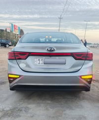 سيراتو ٢٠١٩ • ٧٥٠٠٠ كم • رقم بغداد