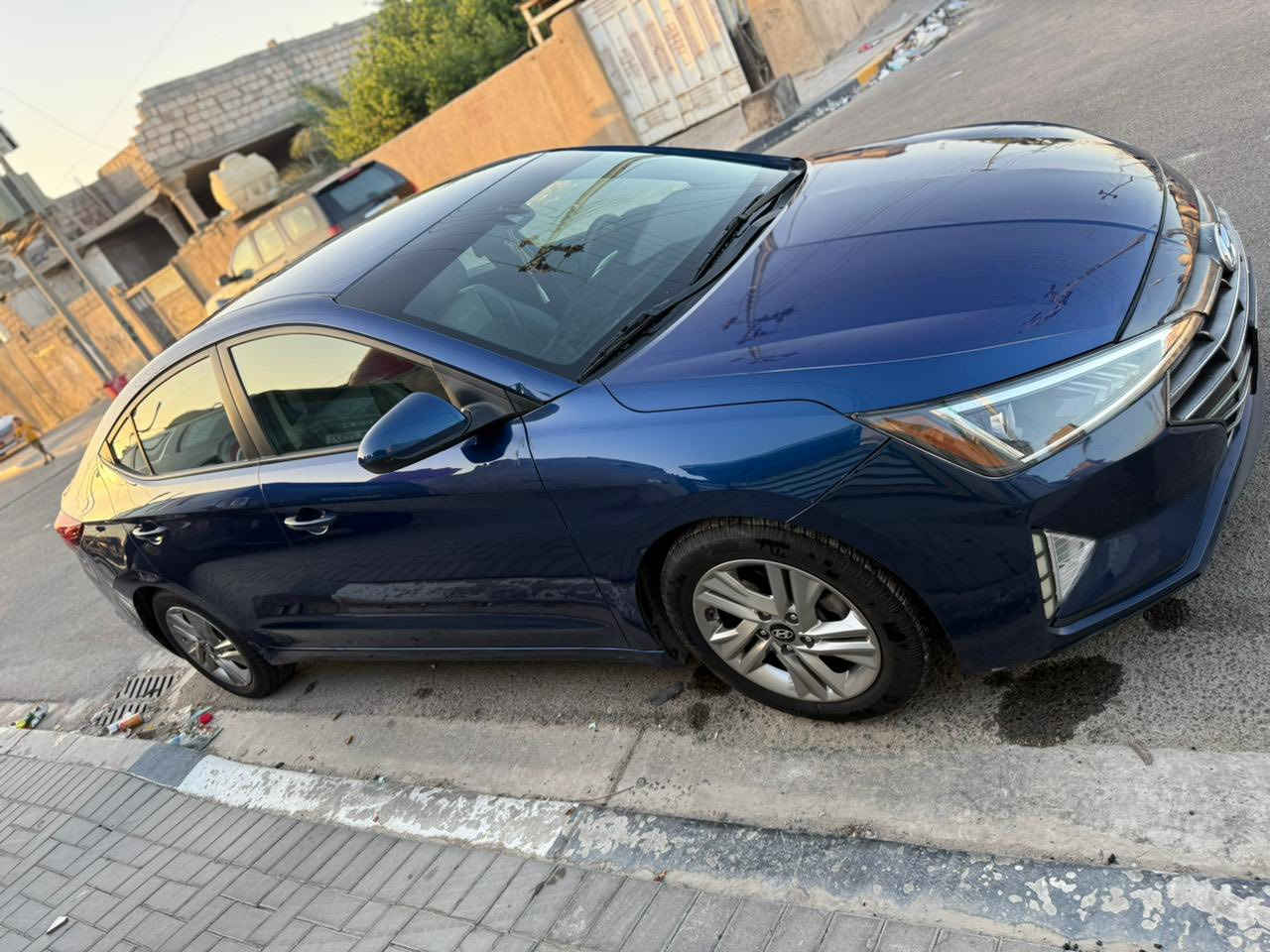 السلام عليكم
النترا 2019 وارد امريكي كفاله عامه حادث دعاميه فقط بيهه بارد قليل 
رادار امامي 
رادار خلفي 
كامره دواره 
ويلكب كروم
تحديد مسار 
شاشه كبيره
صور الحادث وي صور 
مكينه 2000 دوش
تبريد ثلج 
سياره جاهزه مابيهه نقص 
رقمهه بصره حره صاعده هزه 
السياره حيل نضيفه 
السعررر 132 و بيهه مجال 
الهاتف 📞 ***********
