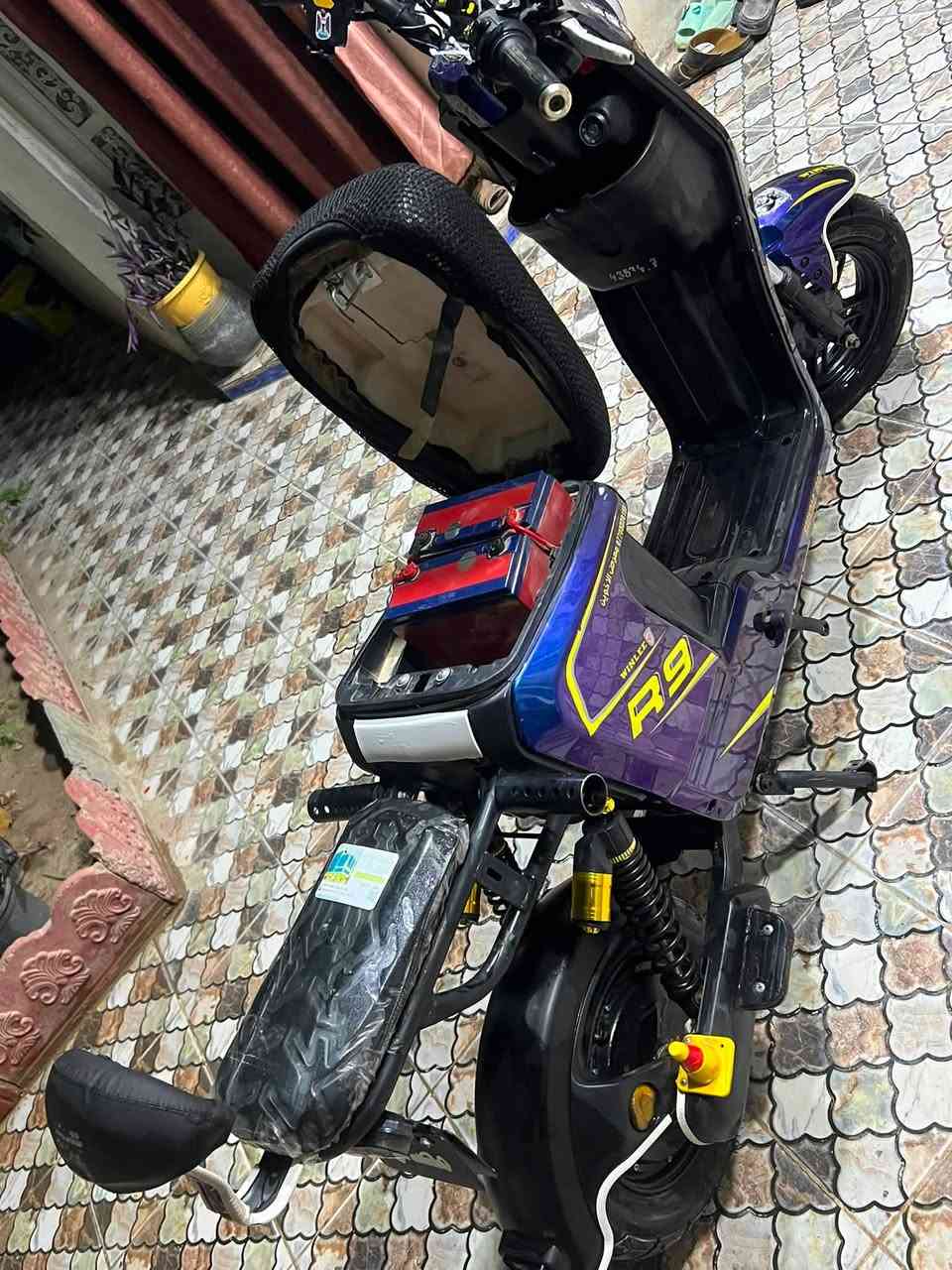 دراجة شحن للبيع  ار ٩  مستخدم شي قليل موديل ٢٠٢٦شركت ولي بطاريات كبار   السعر ٤٥٠ وبيهة مجال شي قليل الاستفسار 
 
*********** اتصل 🫡
