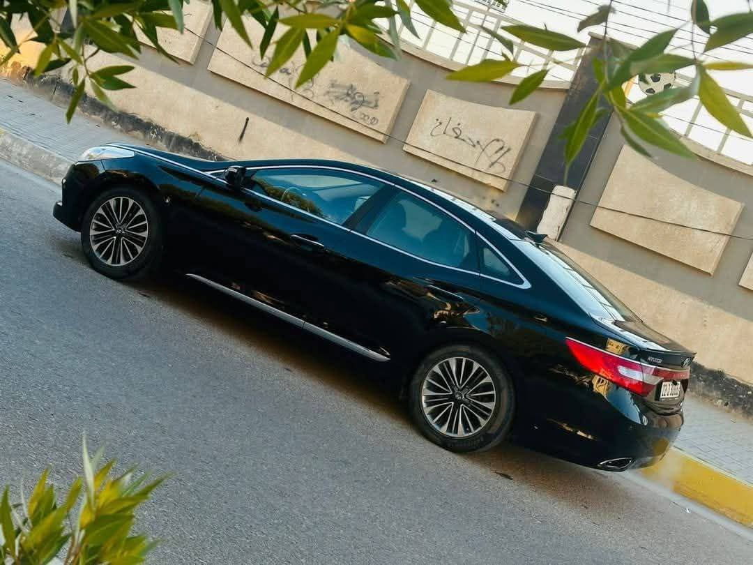 ازيرا 2013 خليجي رقم اربيل شرط الوكاله او التحويل
مكينه 6 سلندر دوش
كشنات جلد كهرباء
بردات جانبية والخلفيه كهرباء
قطعتين تبريد
اشاير بالمري ومري شفط
لدات واشاير ترحيب

سونارها موضح بالصور 

مكانها  كربلاء *********** سعر 115
