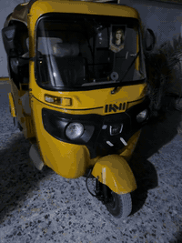 السلام عليكم 
تكتك 21رقم وسنويه 

رقمي ***********
السعر 6700
العنوان البصره
