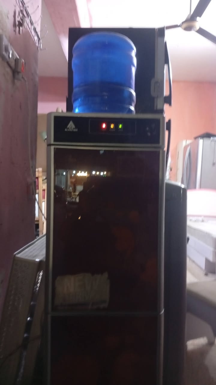 سلام عليكم براد نضيف شخط مابي بسعر مناسب 85الاف وبيها مجال رقم التواصل ***********
عنوان الحسينيه الراشدية

