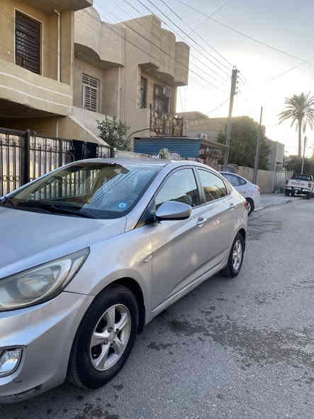 السلام عليكم 
اكسنت موديل 2013 خليجي حجم المحرك 1600 

رقم بغداد انكليزي السيارة بسمي بدون مواصفات

بيها قطعتين صبغ جاملغ وبنيد اثر جراد سونارها مرفق ويه الصور

السيارة بدون حادث مكان السيارة بغداد حي العامل

السعر 92 وبيها مجال الرقم ‭ 0772 212 6007‬
