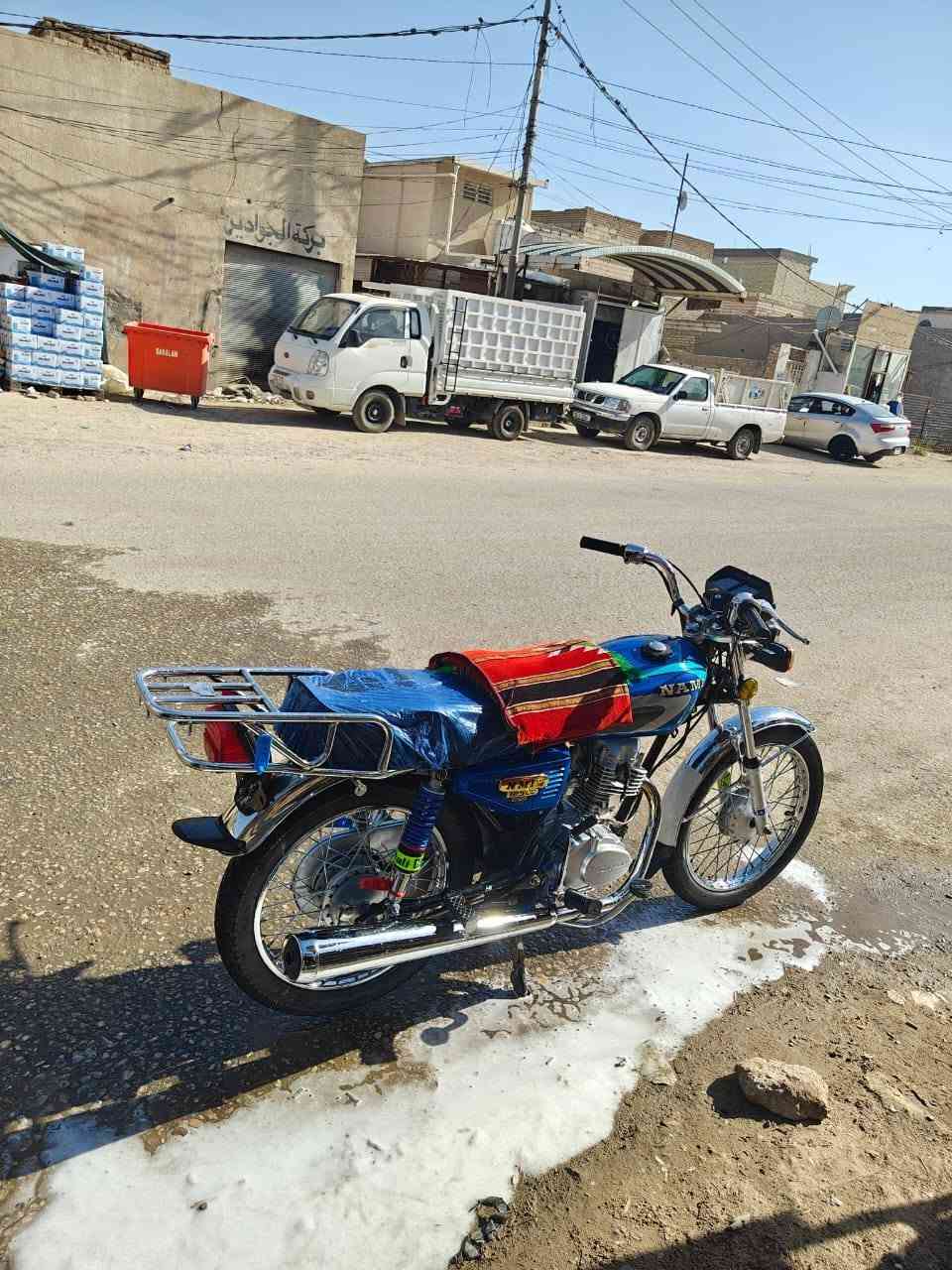 سلام عليكم شلونك شباب دراجه للبيع دراجه شوفت عينك جديده اصولي اصولي مكينه برغي ممتحرك بيها طالعه 2023 جديده شلعه ومعدل مكان نجف رقمي ***********
