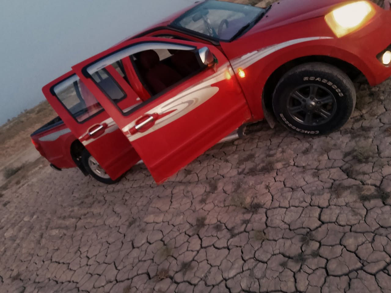 كرت ويل للبيع موديل 2013 مكفوله من الضربه وتبديل والصبغ مكينه وكير واكسن حدايه شرط تخم تاير كهربائيات كله شغاله مشروع وطني سنويه صار شهرين منتهيه تحويل المكان ناصرية اتصل ***********===سعر=55=
***********
