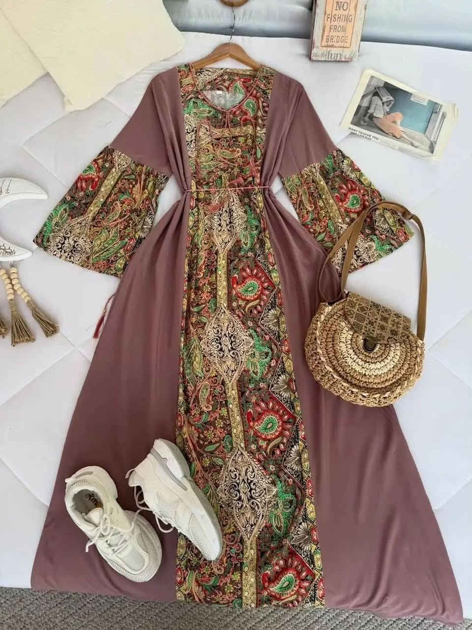 راحة تلبسينها… وأناقة تشوفينها
قماش خفيف، قصّة واسعة مع ربط يحدد الخصر
#مخوررر_رمضـــــاني_وووووصل ❤️🌺🦋🐅 
قياس يلبس من وزن 60 الى وزن90
#سعــــــــــــر16
يوجد توصيل داخل المسيب الفين دينار 
يوجد توصيل محافظات
@إشارة


**إذا كنت صاحب هذا الإعلان وتريد حذفه لأي سبب، رجاءا أرسل رسالة إلى الدعم الفني**