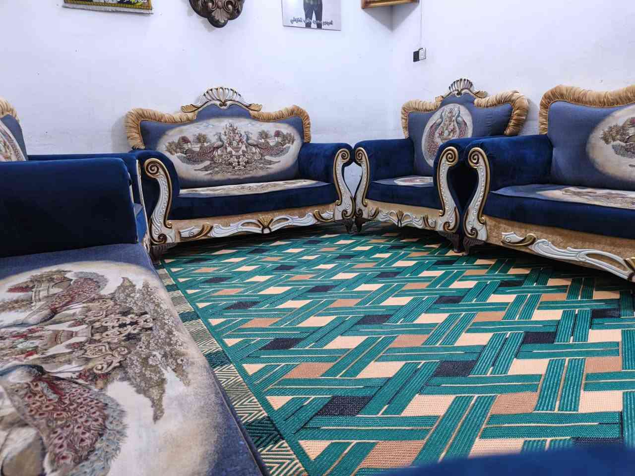 تخم 10مقاعد تركي ملكي جديد كلش اي ضررمابي نضيف جد شرط النظافه والقوه سعره 340يوجد توصيل داخل كربلاء ***********
