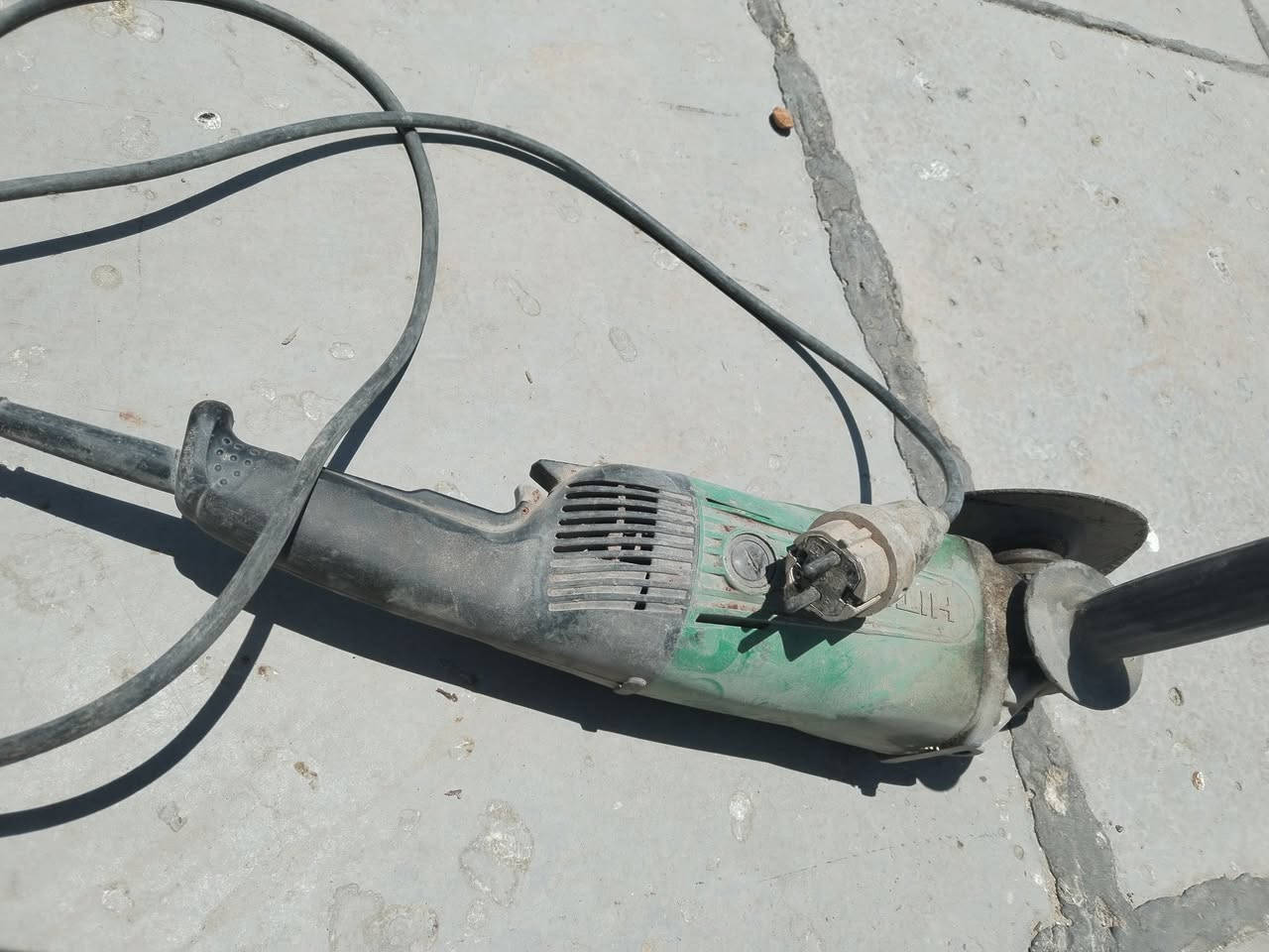 كوسره حجم كبير معرف بيه الله يشهد شقلا لو لا مادري انته وحضك سعره 15الف ***********
