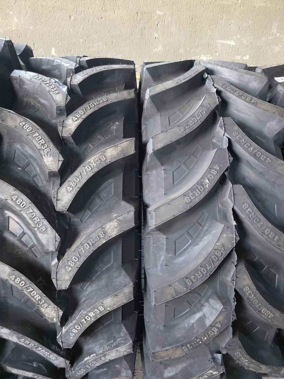 سلام عليكم
اطارات جديد تركي باطلس 

ملاحضه / يوجد كل الاحجام 

مكان / حله كفل شارع عام معرض سيد عايد 

للاستفسار / 
***********
***********
