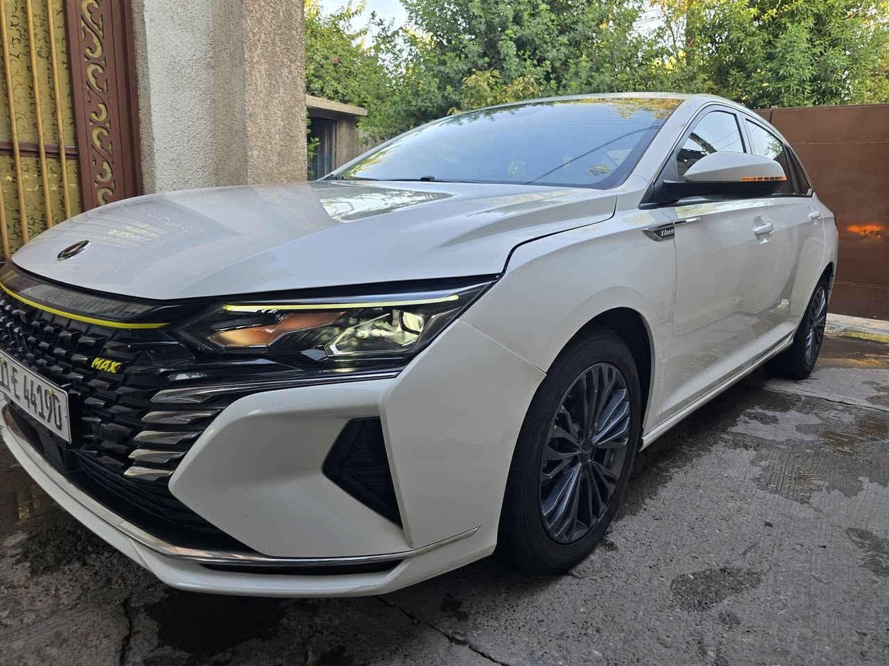 للبيع.....دونغ  فينغ MaX...A60..هايبرد ..٢٠٢٣
وكاله ليث العبيدي.....فول مواصفات
بصمه.....بنوراما......كشنات جلد....محرك ١٥٠٠ هايبرد
ويل ١٧.....ثلاجه.......شاشه كامرا....
ماشيه ٨٠ الف ......
هزه او سنويه جديده باسمي
سياره كامله مابيه اي نقص
بدون صبغ.....بيه بس بارد ماشر بالسونار
السعر ١١٥ ورقه
***********
مكاني بغداد البياع.....
