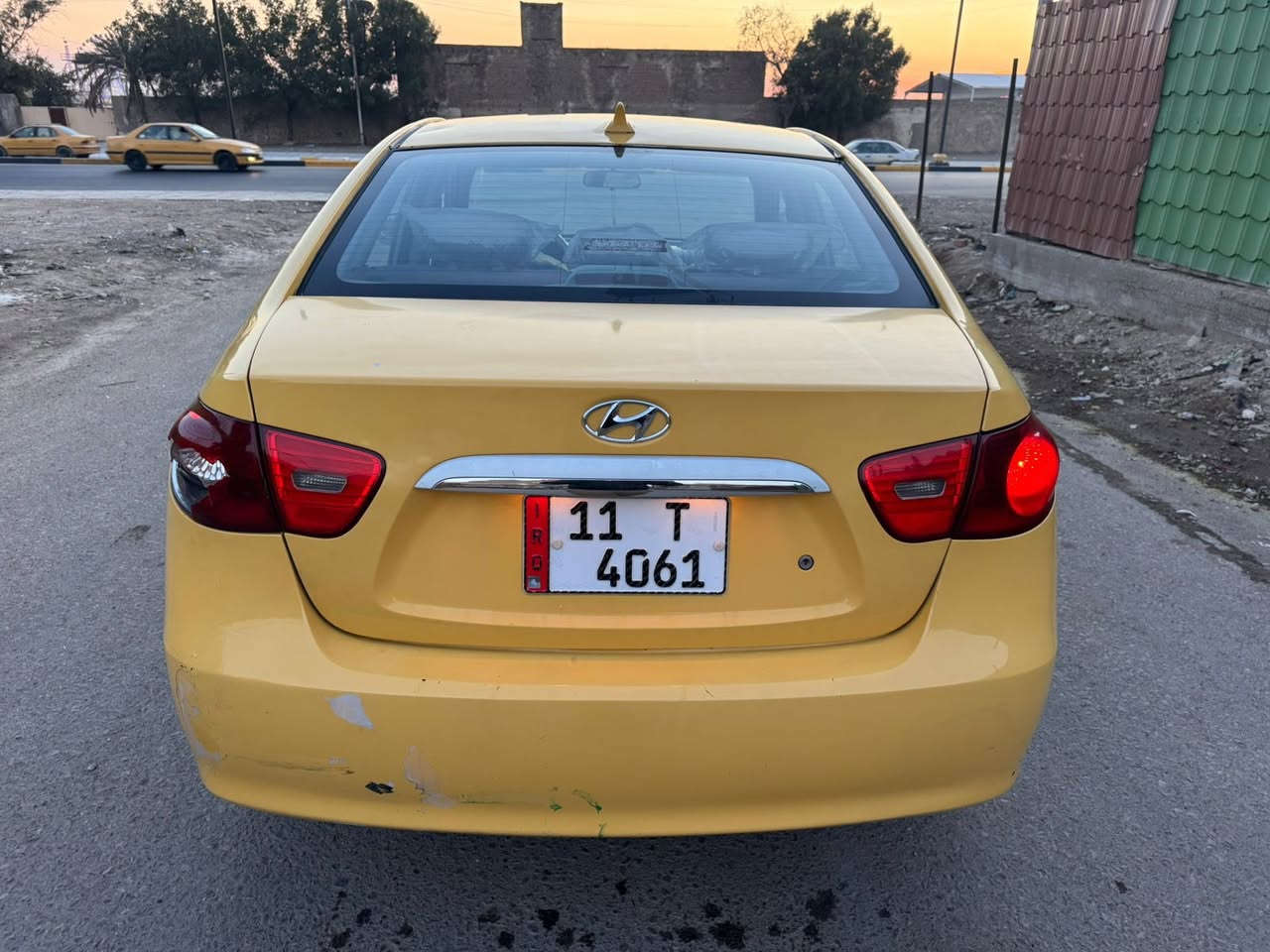 للبيع انترا موديل 2010 سيارة جديدة جاهزة محرك 2000 جديد محرك كير مكفولات رقم بغداد مشروع وطني تخم تاير صدر كله جديد وارد امريكي حادثة بنيد وجاملغ سعر 84 ورقه مكان سيارة بغداد الرصافة رقمي 
‭0771 717 7197‬
