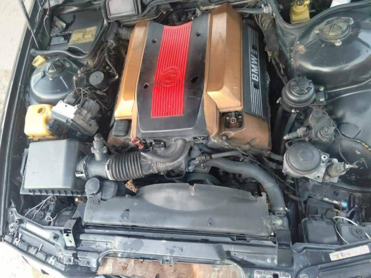 سياره بي ام 740مكفوله من العيب الشرعي مكينه 40وكير جدد تخم تاير جديد حداديه جديه مشروع وطني هزته تنتهي بشر الثالث السياره بسمي  جاهزه  السنويه تنتهي 28 مكاني ناصريه ناحيه الفظليه 
السعر 65 رقمي ***********
