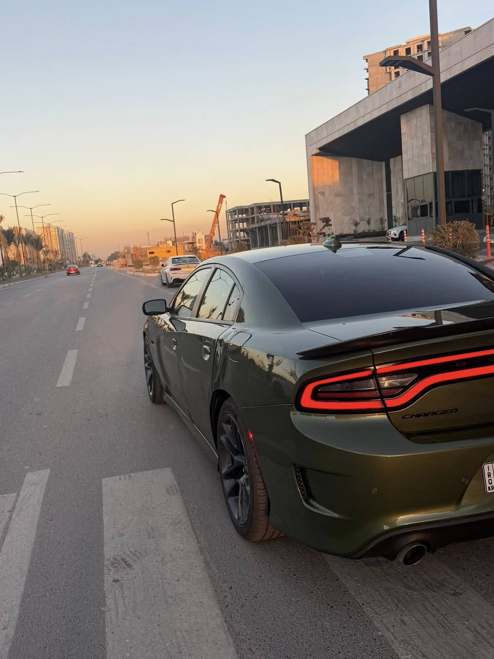 السلام عليكم 
جارجرRT. v8
2023
 دخول جديد نهايه 2025 شهر 10 
اربيل بأسمي ( تحويل ثاني يوم )
ماشية: 29mi الف
محرك : 5700

كشنات حضن مخمل
كامرة دوارة
شاشة كاربلاي 
بصمه
تشغيل عن بعد
تبريد قطعتين امامي خلفي 
تحكم ستيرن 
شفتات ستيرن
حساسات خلفيه
منافذ شحن اماميه خلفيه 
انظمة قيادة
كرسي السائق كهرباء 
فتح قفل الباب لمس

🛑حادثهه (جاملغ امامي وبنيد ) 
صور الحادث بالمنشور

العنوان : بغداد
السعر : ع خاص
الهاتف :*********** واتساب 
ما اجاوب ع ماسنجر
