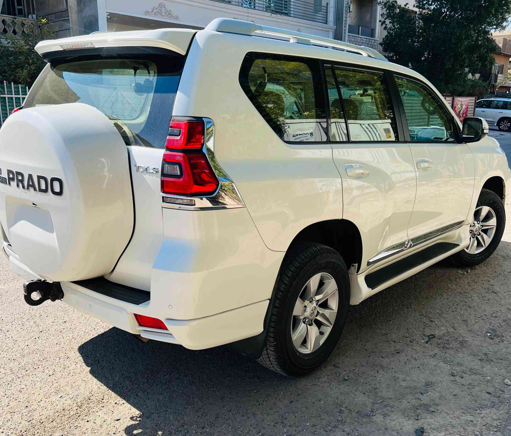 السلام عليكم برادو 2019 ساز TXS فول مواصفات 6سلندر السياره جديده كلش ومكفوله من جميع النواحي تخم تاير اصلي قبل اسبوع وسيرفس عام للسياره ماشيه 90 السعر 387 مجال حك الجيه للاستفسار *********** بغداد الرصافه بغداد, العراق
