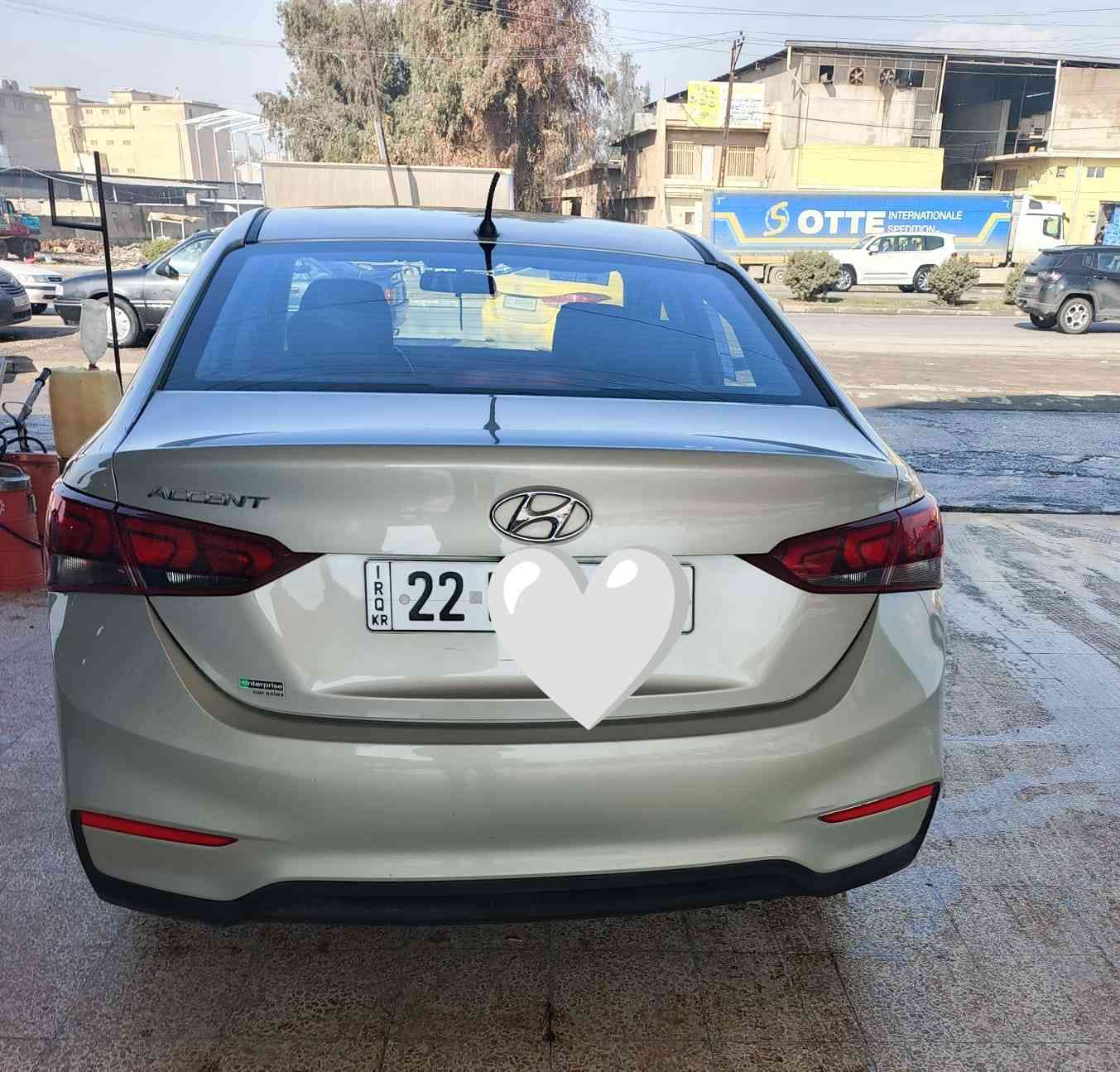 اكسنت موديل 19 
مكينه گير شرط 
كابون بنزين
ضرر قطعتين
 السعر 120 للتواصل الإتصال على الرقم 
***********
