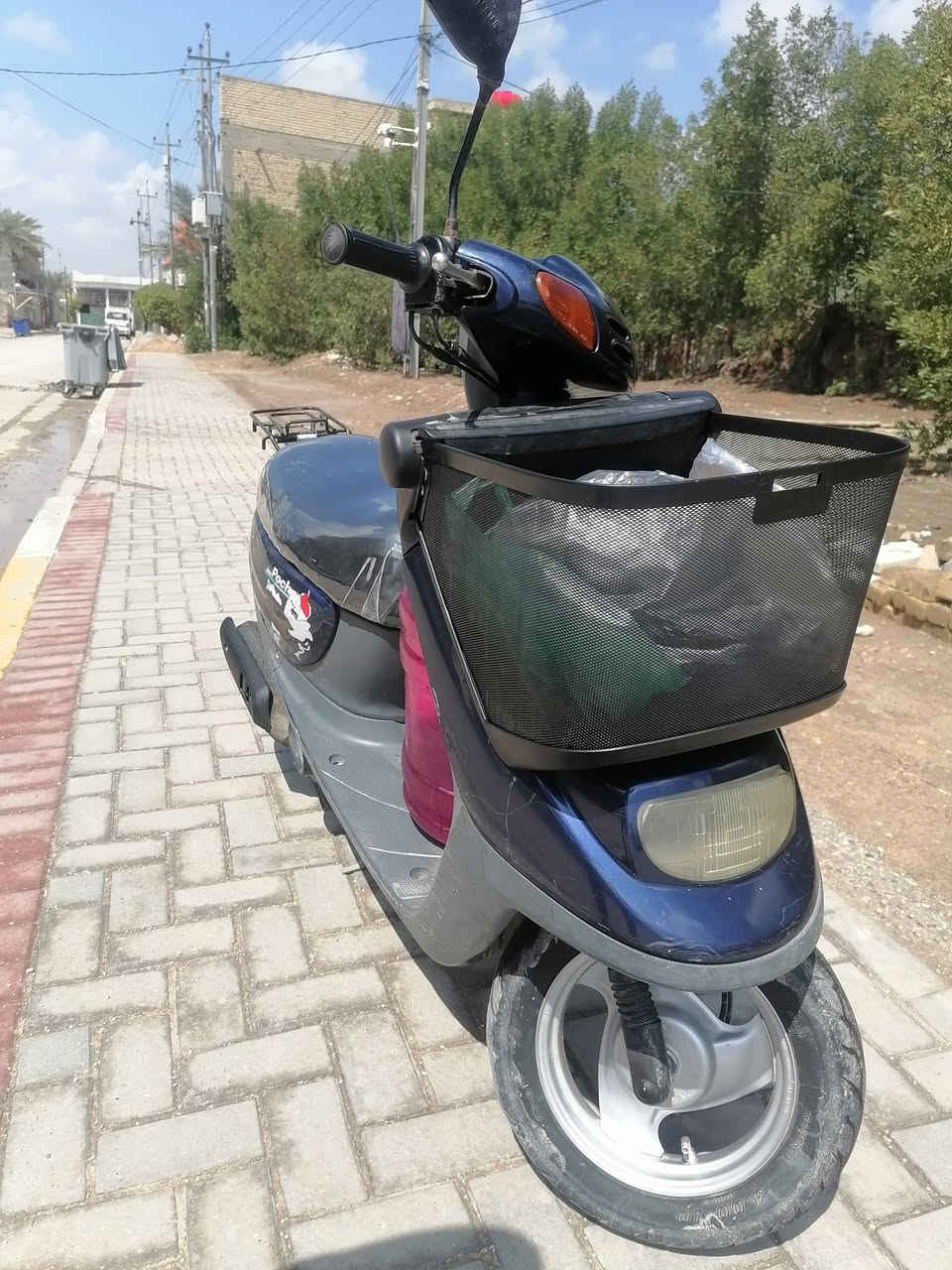 دراجه منغولي نضيفه مال حاويه جاهزه بلادي ما مفتوحه كله شغاله قفل كسن كله شغله ناعمه شلعه قويه جاهزه من كلشي قفل جنطه قفل ستيرن سعر دراجه 500بيه قليل  مجال شراي كون تصل على رقم بل خدمه *********** مكان كربلاء الحر
