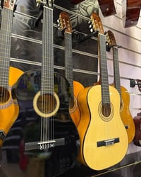 عروض • آلات موسيقية • كيتار