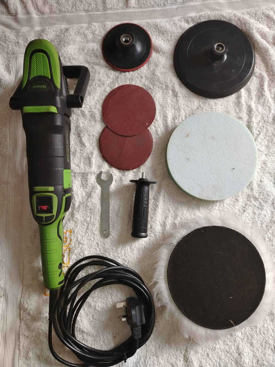 عدد مستعملة للبيع...
التفاصيل مذكورة أسفل الصور...
للحجز والاستفسار مراسلة الصفحة..


**إذا كنت صاحب هذا الإعلان وتريد حذفه لأي سبب، رجاءا أرسل رسالة إلى الدعم الفني**