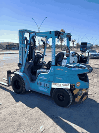 مسيوبوشي ٣ونص طن بانزين وغاز ٣ سلايتات و٣ حركات ***********
