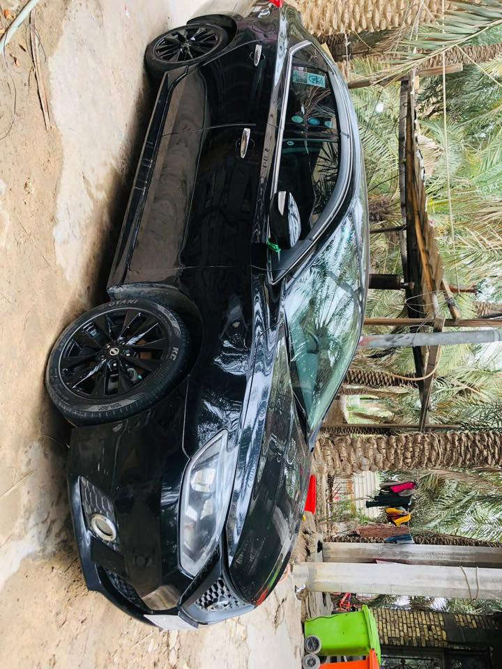 السلام عليكم ورحمه الله وبركاتو
نيسان سنتره 
مديل 2018 
شاشه 
كامره خلفيه 
تحكم ستير 
تشغيل بصمه 
هامد بريك يدوي 
رقم بصره مميز 
حادث بجم فقط بنيد معدل ومصبوغ وبارد بل جاملغ الامامي 
صور حادث منشورات +سونار

مكان سياره بصره رقمي 
رقمي ***********
