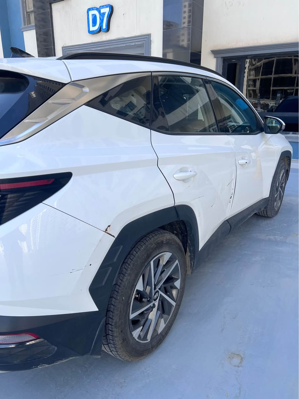 السلام عليكم توسان خليجي موديل 2021 سيارة على ايدي مالك الاول سيارك باسمي تحويل ثاني يوم ماشية 99الف قابل للزيادة سيارة بيها خمس قطع مكينة كير خير من الله يراد الها ترتيب على الكشر الباب الوره يراد الها تعديل مكفول شاصي لغود ايرباكات سليمة محرك كير نعمة من الله سعرها 180 وبيها مجال للشراء مكانها بغداد بغداد, العراق


**إذا كنت صاحب هذا الإعلان وتريد حذفه لأي سبب، رجاءا أرسل رسالة إلى الدعم الفني**