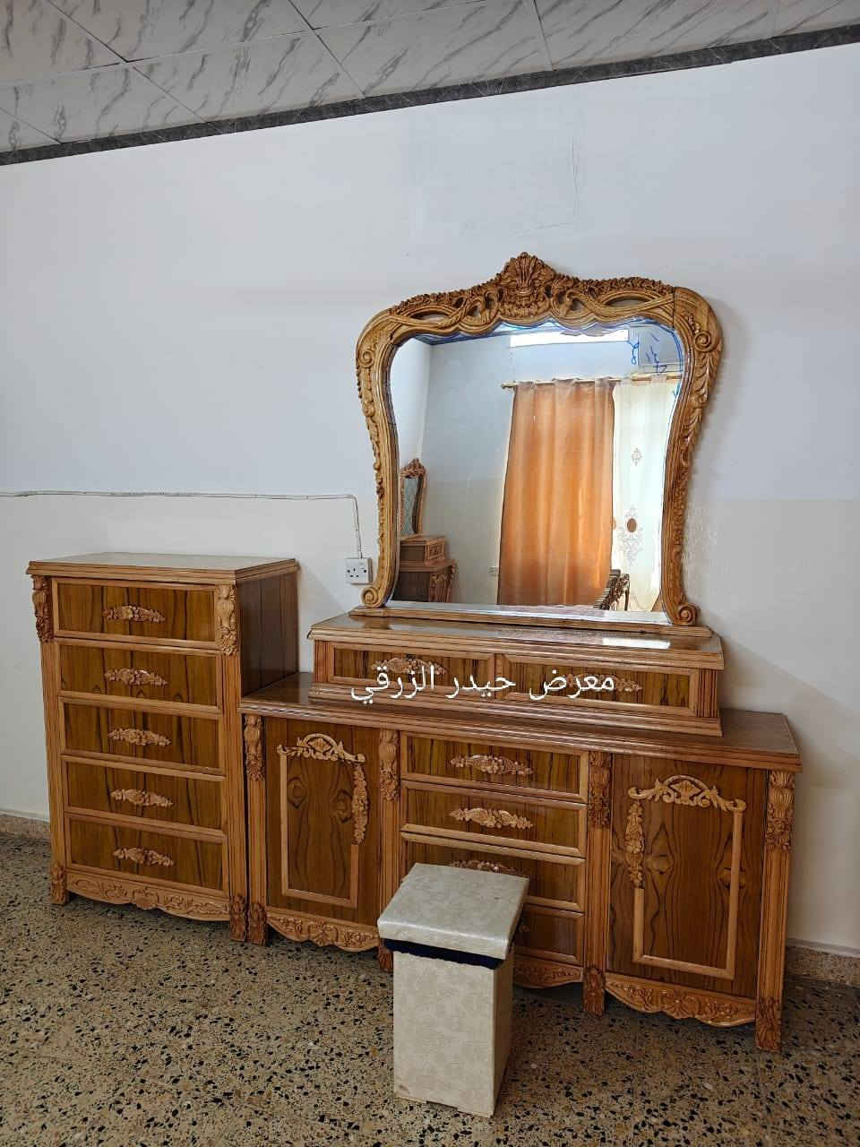 معمل ومعرض حيدر الزرقي لبيع غرف النوم الصاج (نقدا) و (بالتقسيط) على 18 بدون مقدمة
خدمة استبدال الغرفة القديمة بغرفة جديدة مع الاتفاق على الفرق
العنوان الموصل الايمن الصناعة القديمة اليابسات بالقرب من جامع ابو زعيان
*********** يوجد واتساب
*********** يوجد واتساب
المشمولين بالاقساط جميع الموظفين والمتقاعدين وابطال الداخلية والدفاع على مصرف الرافدين حاملي بطاقة الماستر كارد
الاسعار تبدا من ( مليون و800 الف) لمدة (18) شهر القسط الشهري (100)
