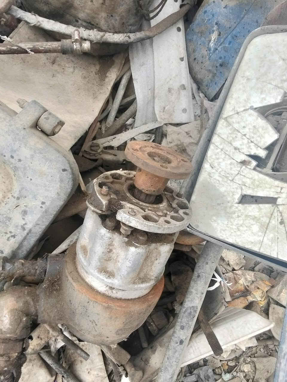 سلام عليكم ويل بام لبيع مال تفصيخ مكان بغداد كسرء وعطش رقم الهاتف ***********
