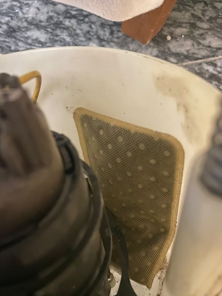 السلام عليكم
قاعده فيت بم جيتا تفصيخ اصلي شرط ممشتغله بلعراق
اشتريتها ومحتاجيتها مكاني بلكرخ سعرها60 الف
***********
