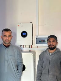 الحكنة • ٤ ألواح سولار • بطارية ٧٫٥ كيلوواط