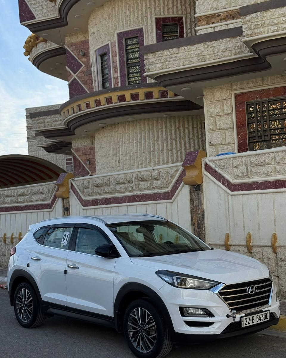 سلام عليكوم توكسان2019 رقم اربيل نكليزي جديد بسمي حد ٢٠٣٠كفاله من صبغ وتبديل وبارد حته دعميه مَصفات فول فول بس  بدون فتحه ماشيه ٥٩ الف من شركه يمنه سبير ول عده كله وضع شركه ما نازل  سياره جديد حيل وبل عافيه علا ياخذها سعر 213وبي مجال نشالله مكاني كركوك ***********ابو يوسف
