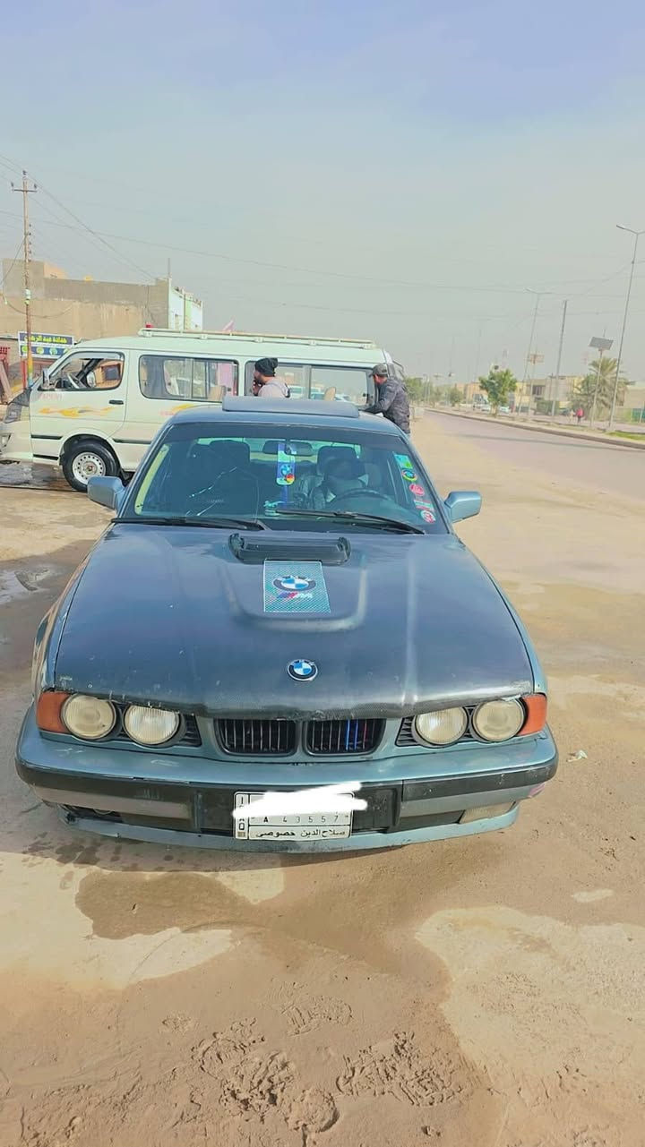 بيم مديل 89 حجم 535 بجم العريض محرك و كير صقر ٢٥  مقفول تاير و صدر ٧٠ بل ١٠٠ الكشر مصبوغ جمالي بلا بوليش كهربايات  شغاله رقم الماني صلاح دين سنويه ال 28 سعر 40  و بيهه مجال ***********
