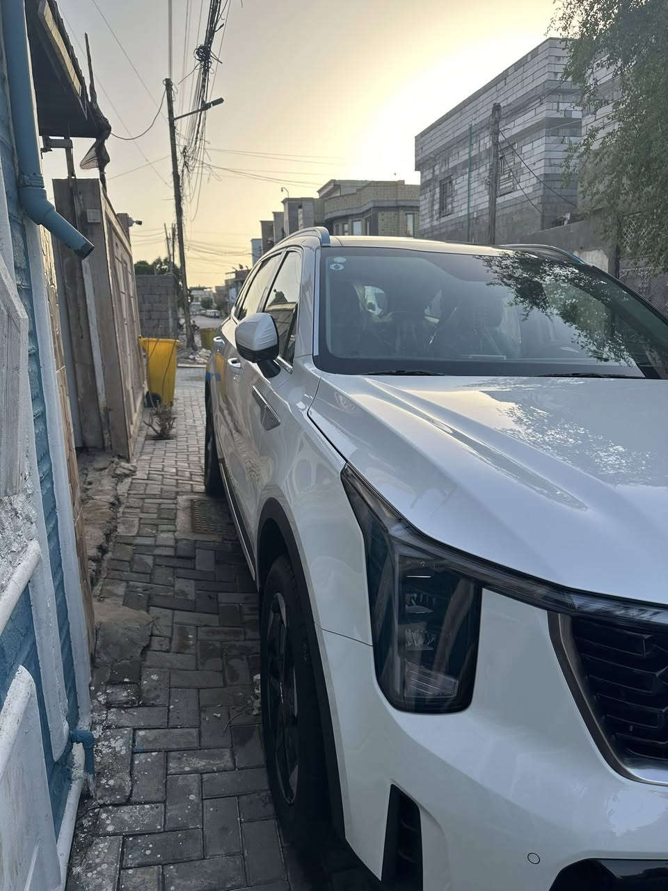 كروب سورنتو عراقي سياره نظيفه كفاله عامه موديل 2025  ماشيه قليل معنه الكلمه زيرو  سياره باسمي رقم الهاتف*********** العنوان البصره حي المهندسين. العره 3/50
