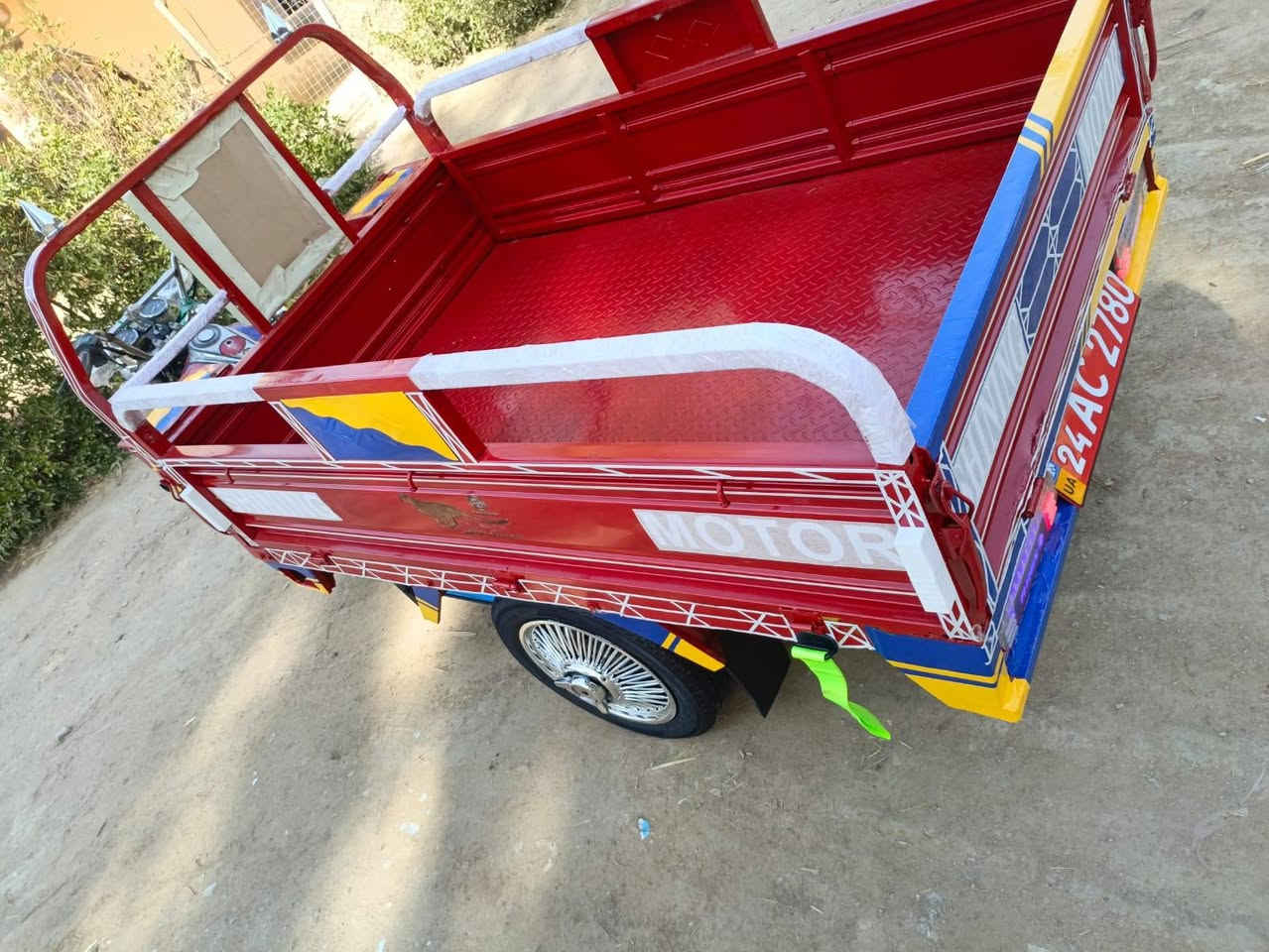 ياالله اخوان ستوته جمره موديل ١٦ كفاله عامه مصبوغه عام للجماليه للاتصال عله لرقم فقط ‏‏‪0773 630 8678‬‏  مكان لستوته قريه عباده
