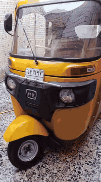 تكتك للبيع موديل 18رقم سنويه مكاني رفاعي سعره ربع ملاين وثمنميه محركها مجفت شركه ***********
