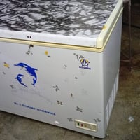 مجمده للبيع فول نظافه بلاديه السعر 175 الف وبيها مجال للشراي 077069687...