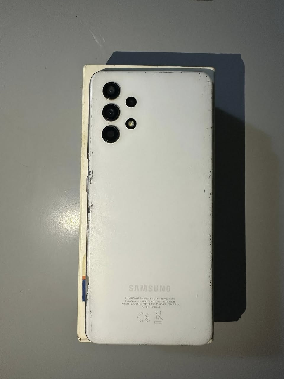 السلام عليكم
سامسونك A32 

جهاز نضيف جداً مثل ما جاي تشوفون 

ذاكره 128

كارتونه موجود ويا مثل ما واضح عدكم 

العنوان مدينه الصدر ق 43

السعر 90 الف وبي مجال للشراي 

الرقم ***********
