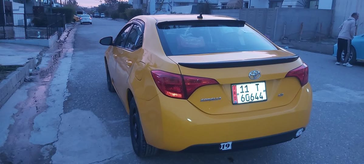 سلام عليكم كورلا للبيع موديل 2019 بيها جاملغ وبونيد طرف السكن وجاملغ الخلفي كذالك 3 قطع ضرر امريكا فقط سياره صبغ جديد رادار موجود نظام ايكو رقم جديد سنويه باسمنا  تريد وكالة تريد تحويل حاظر بيها دفتر بانزين بجم محدث se تخم تاير جديد سياره جاهزة على آخر حبايه السعر 142 وبيها مجال للطيبين مكاني كركوك 
هاتف / *********** /***********
