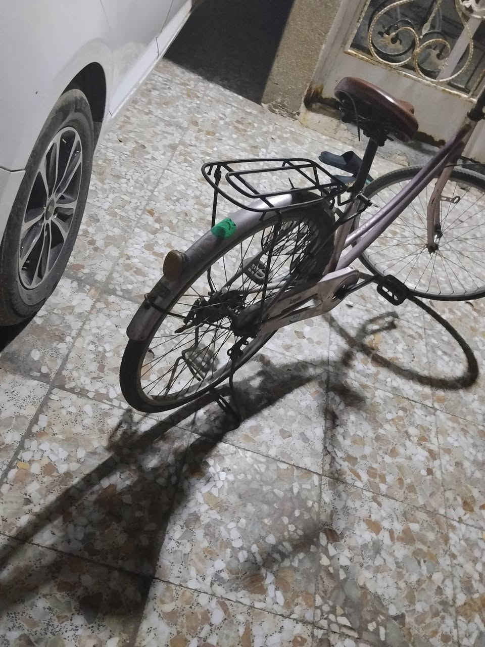 بايسكل بناتي الحجم 26..شركه Lapis.مال حاويه..رايده ب 90وبي مجال للطيبين..غراضه موجوده... للاستفسار ***********..
